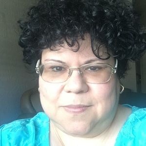 Meet your Posher, Adriana